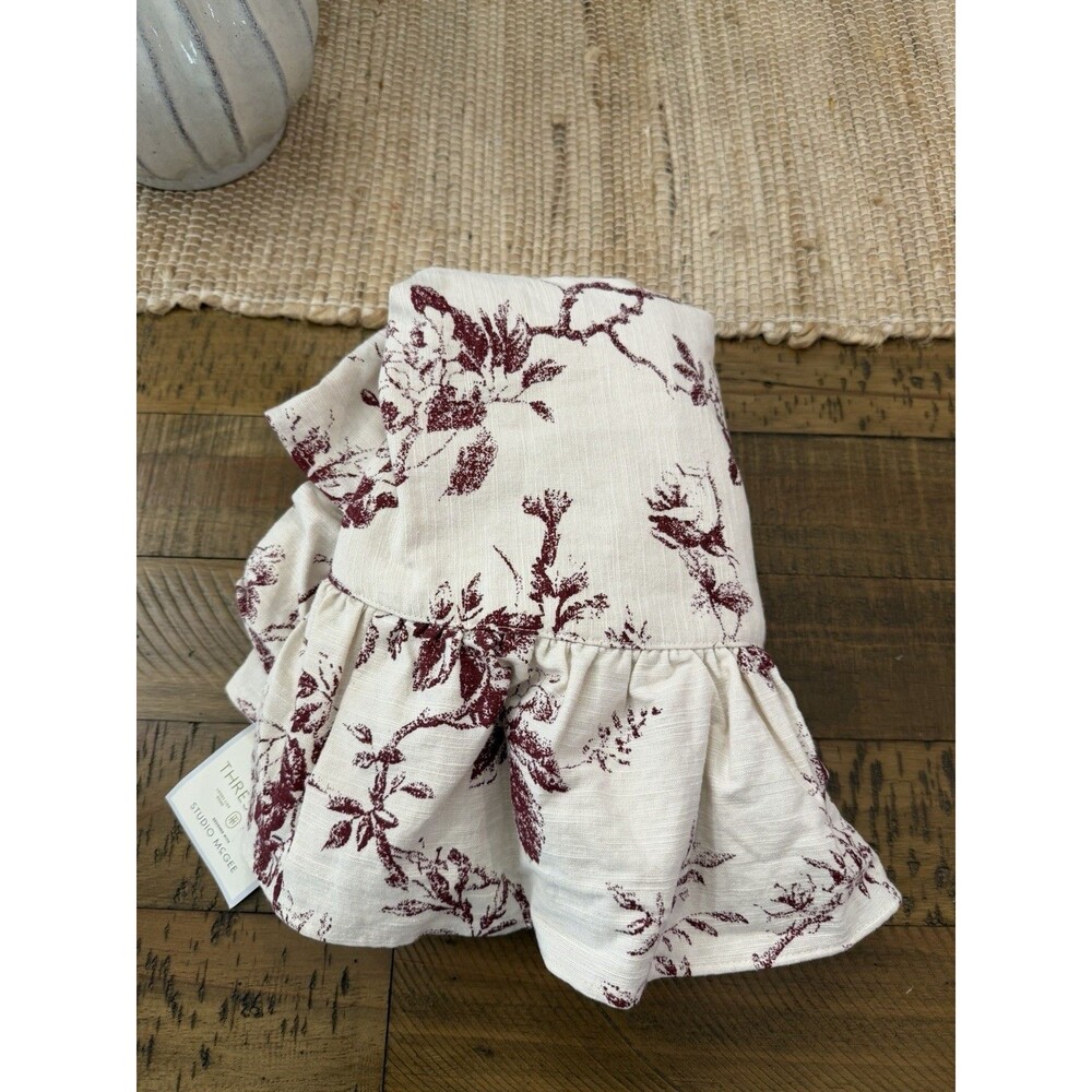 Threshold Studio McGee Ruffle Botanical Tree Skirt Cream/Red – NEW, RARE - Picture 4 of 4